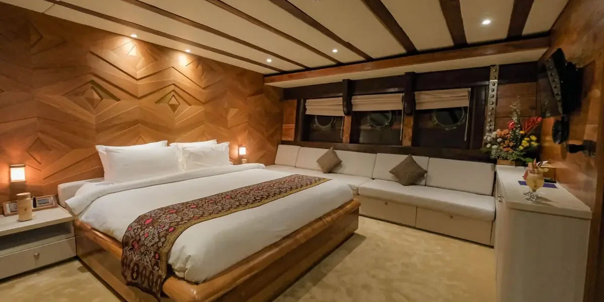 CABIN MANTA - Image 1